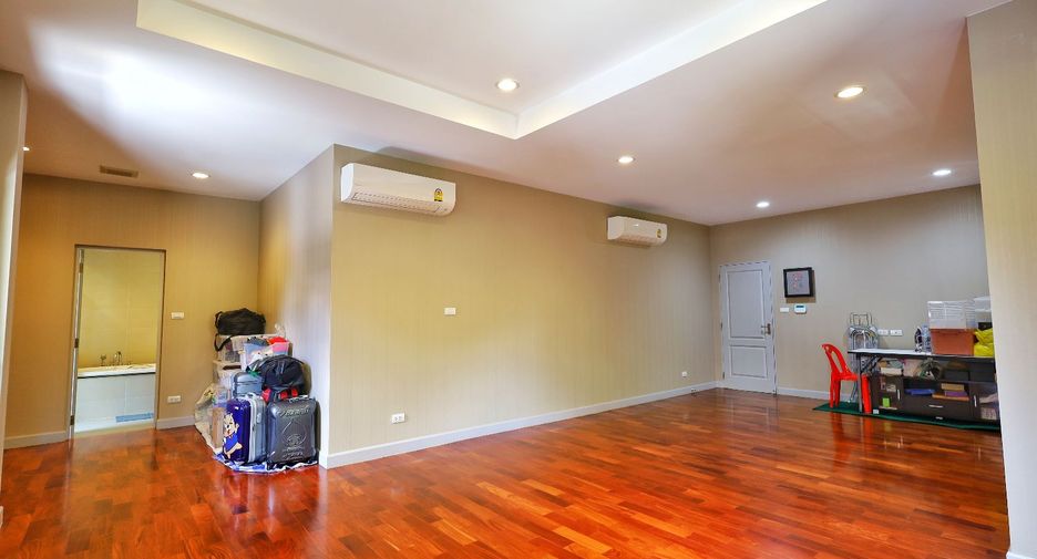 Casa en venta de 4 habitaciones en Bang Bon, Bangkok