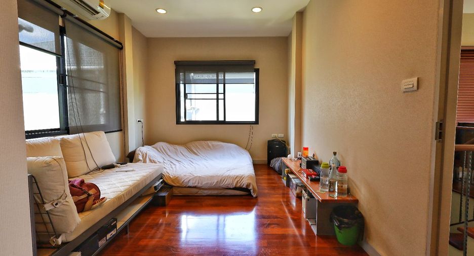 Casa en venta de 4 habitaciones en Bang Bon, Bangkok