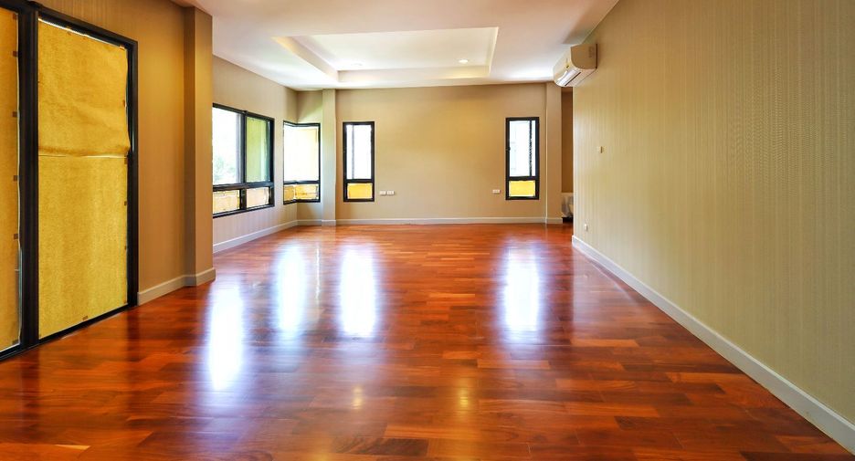 Casa en venta de 4 habitaciones en Bang Bon, Bangkok