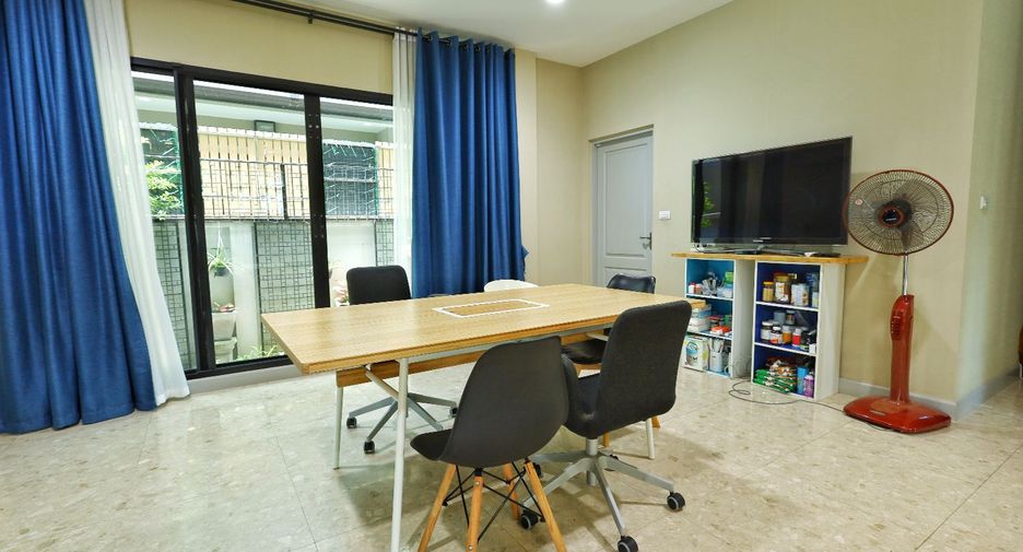 Casa en venta de 4 habitaciones en Bang Bon, Bangkok