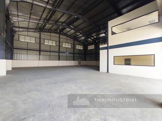 Almacén en alquiler en Lam Luk Ka, Pathum Thani