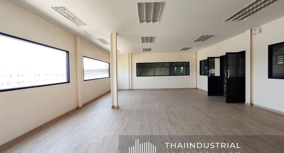 For rent warehouse in Lam Luk Ka, Pathum Thani