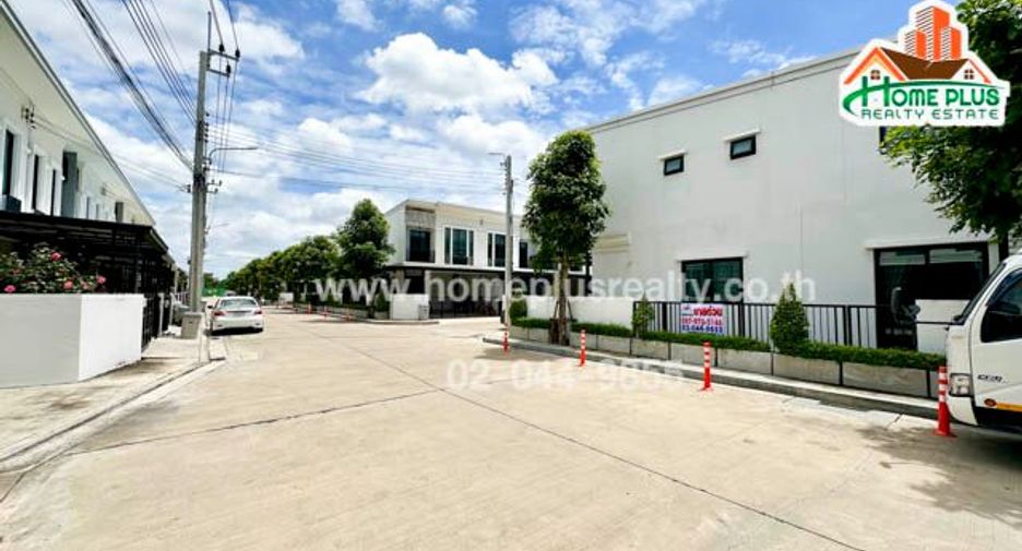 Casa adosada en venta de 3 habitaciones en Rat Burana, Bangkok