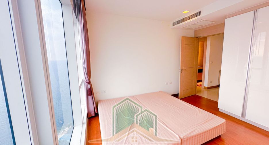 For sale 4 bedrooms condo in Bang Lamung, Chonburi