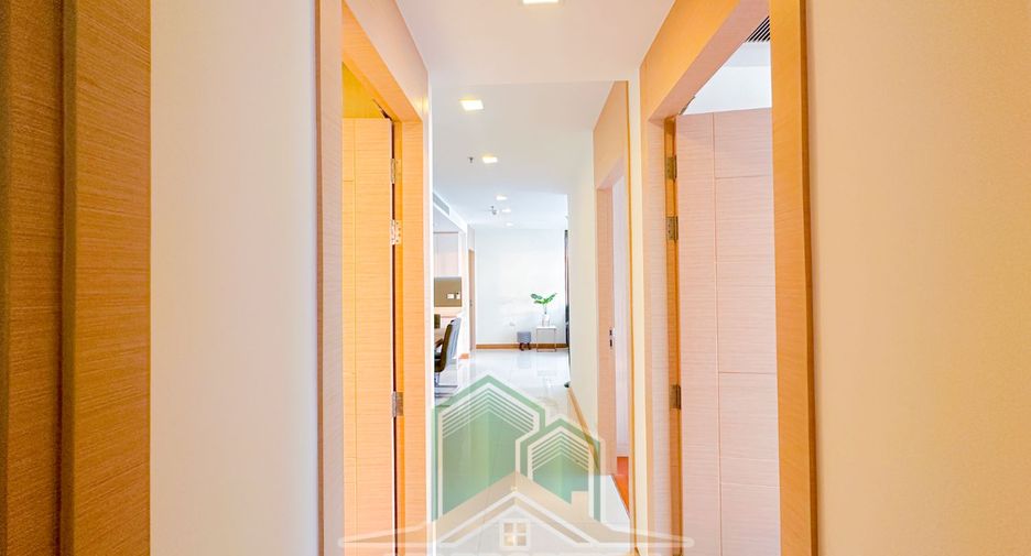 For sale 4 bedrooms condo in Bang Lamung, Chonburi