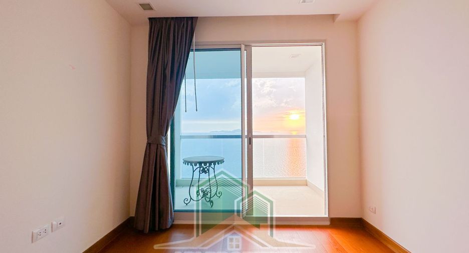 For sale 4 bedrooms condo in Bang Lamung, Chonburi