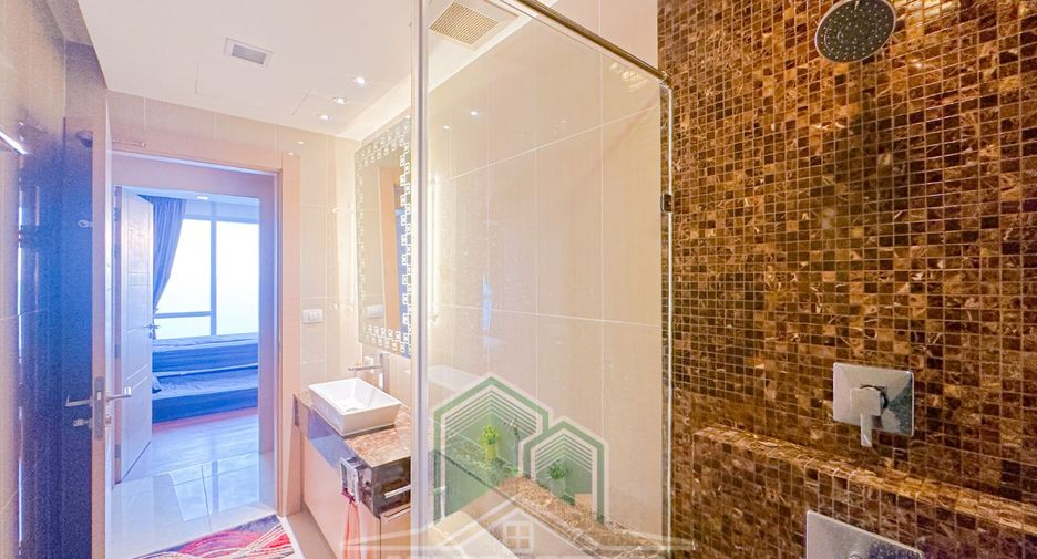 For sale 4 bedrooms condo in Bang Lamung, Chonburi