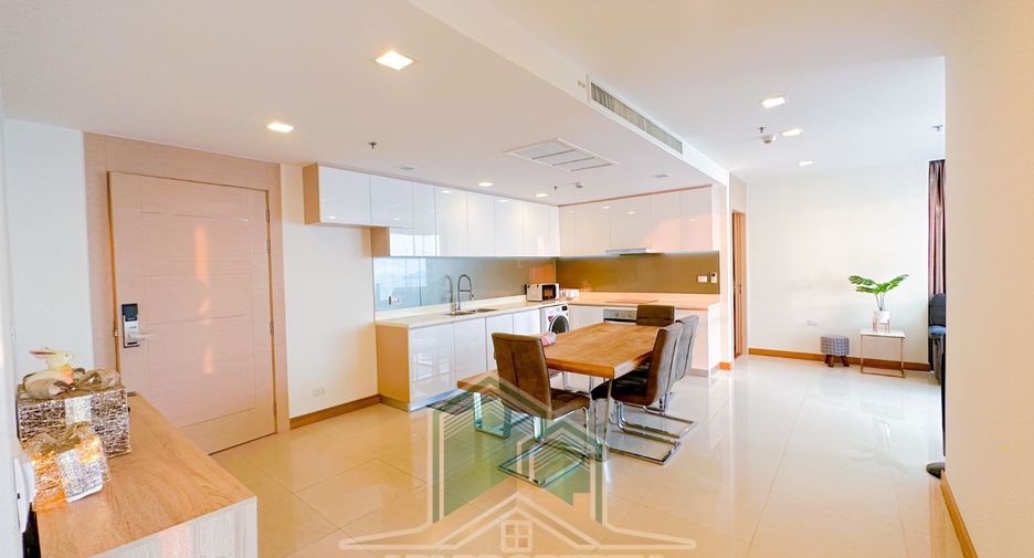 For sale 4 bedrooms condo in Bang Lamung, Chonburi