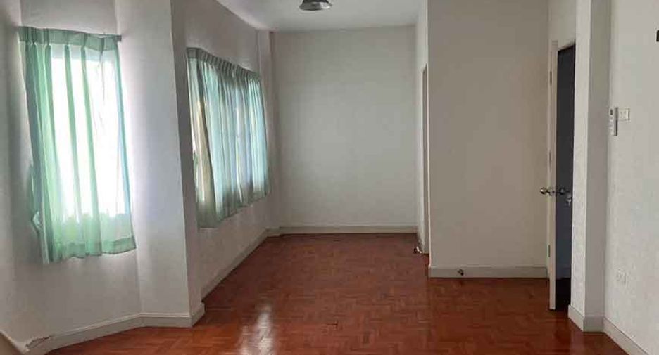 ขาย 4 ห้องนอน บ้านเดี่ยว ใน เมืองเชียงใหม่, เชียงใหม่