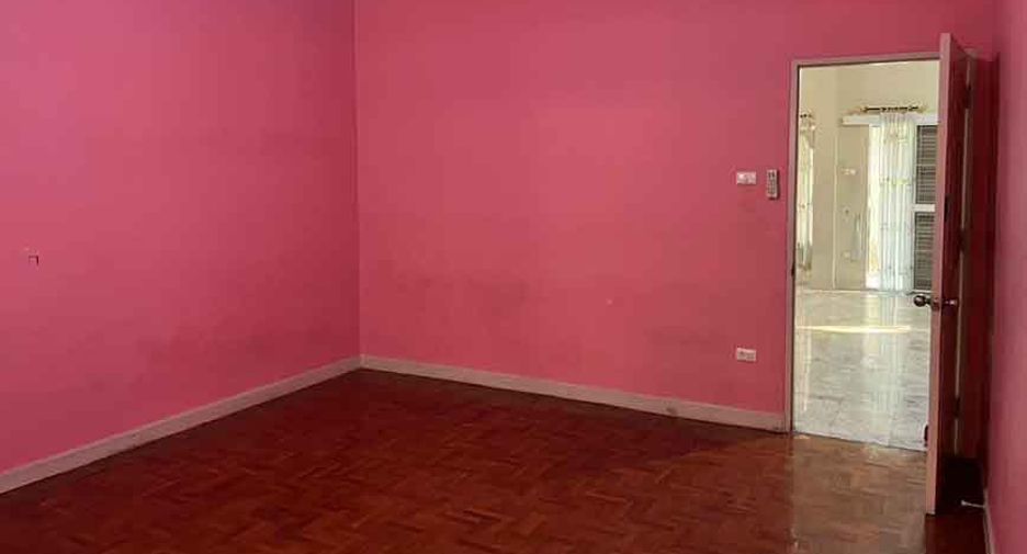 ขาย 4 ห้องนอน บ้านเดี่ยว ใน เมืองเชียงใหม่, เชียงใหม่