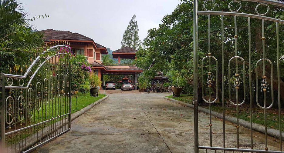 For sale 3 bed house in Mueang Ranong, Ranong