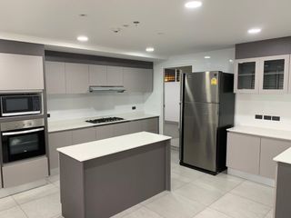 ให้เช่า 3 ห้องนอน อพาร์ทเม้นท์ ใน วัฒนา, กรุงเทพฯ