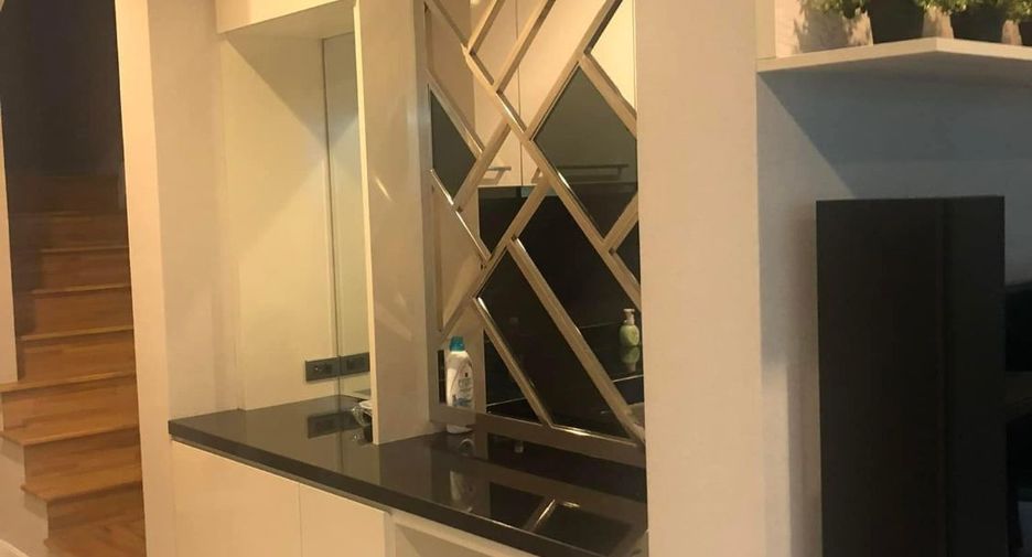 For sale 2 bedrooms house in Bang Kapi, Bangkok