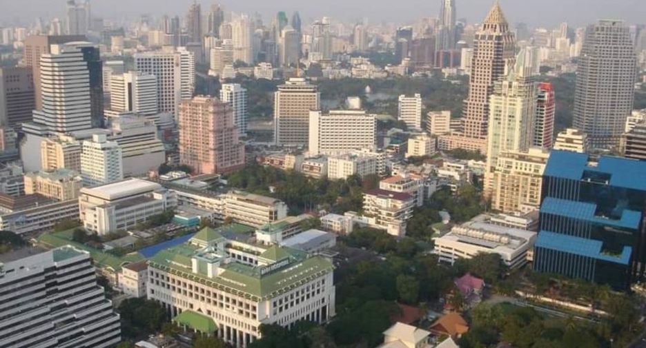 For rent 3 bedrooms condo in Sathon, Bangkok
