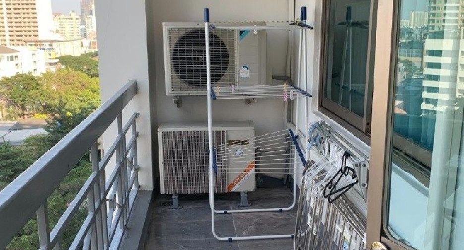 Condo en alquiler de 3 habitaciones en Watthana, Bangkok