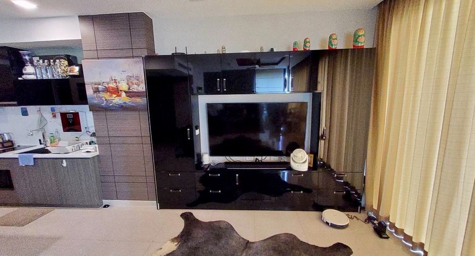For rent 2 bedrooms condo in Bang Lamung, Chonburi