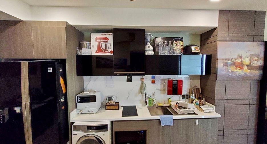 For rent 2 bedrooms condo in Bang Lamung, Chonburi