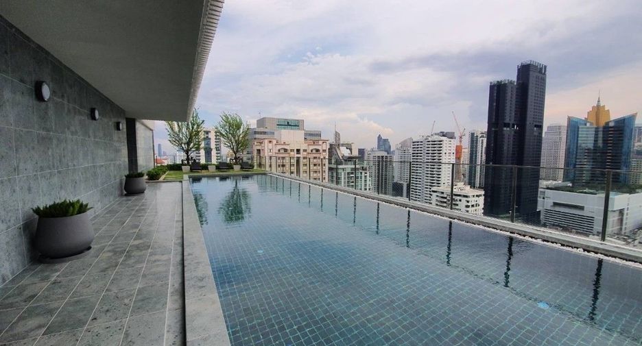 For rent 1 bed condo in Watthana, Bangkok