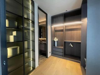 For rent 2 bedrooms condo in Pathum Wan, Bangkok