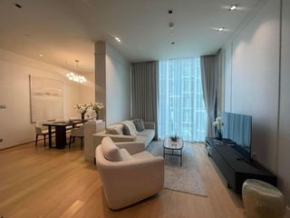For rent 2 bedrooms condo in Pathum Wan, Bangkok