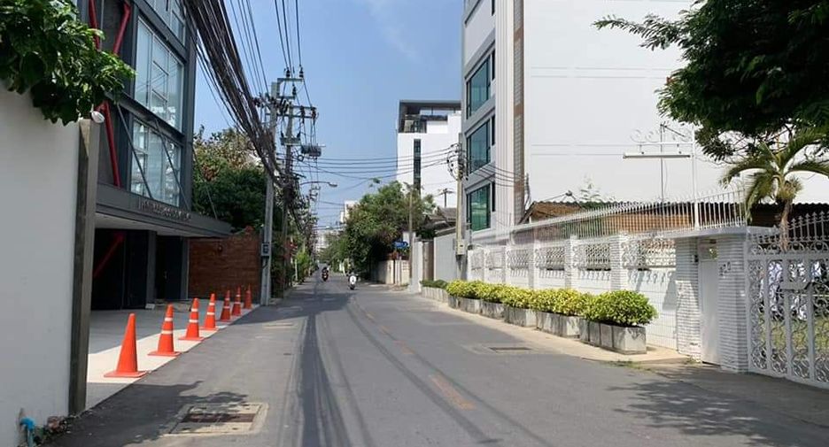 出租 土地 在 Khlong Toei, 曼谷
