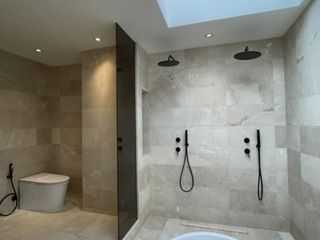 For sale 3 bedrooms house in Phaya Thai, Bangkok