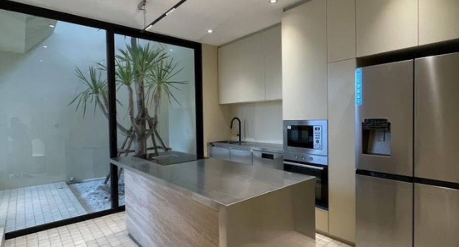 Casa en venta de 3 habitaciones en Phaya Thai, Bangkok