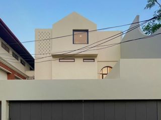 For sale 3 bedrooms house in Phaya Thai, Bangkok