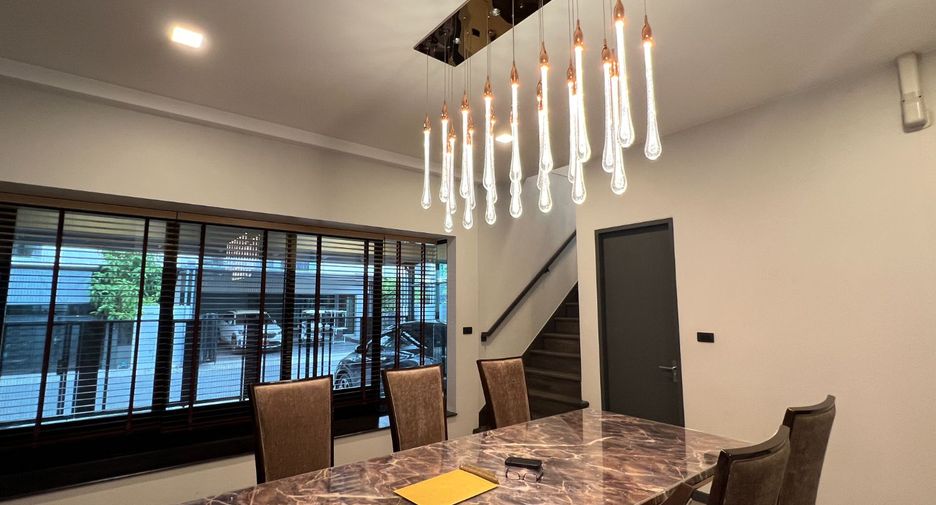 出租 3 卧室 独立屋 在 Bang Phli, Samut Prakan