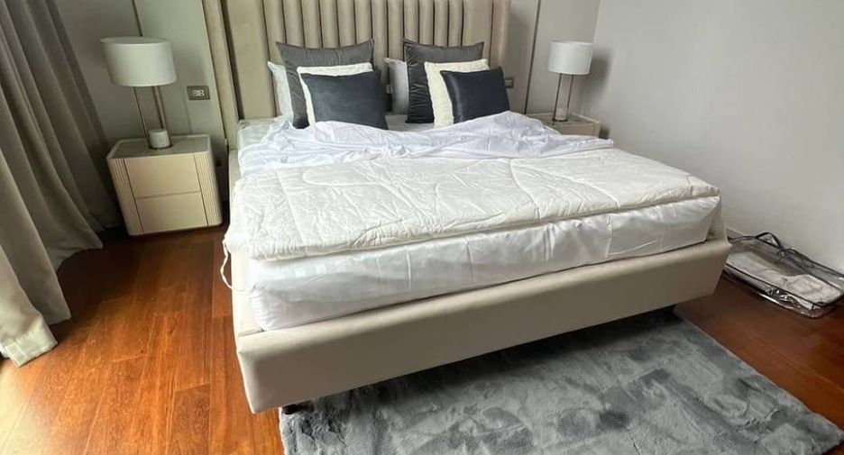 For rent and for sale 3 bedrooms condo in Pathum Wan, Bangkok