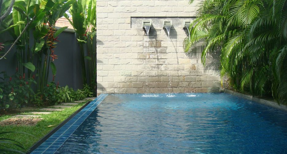 For sale 2 bedrooms villa in Mueang Phuket, Phuket