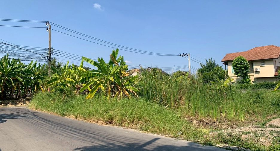For sale land in Khan Na Yao, Bangkok