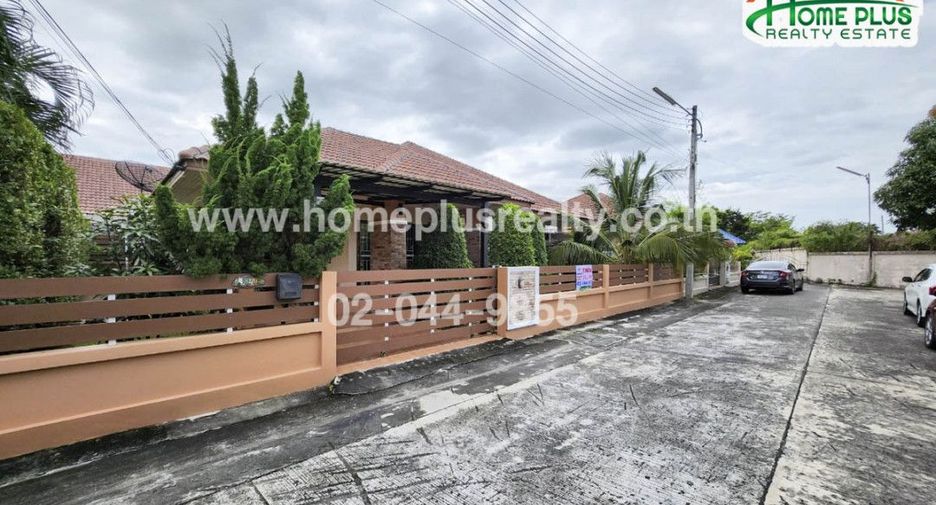 For sale 3 bed house in Phan Thong, Chonburi