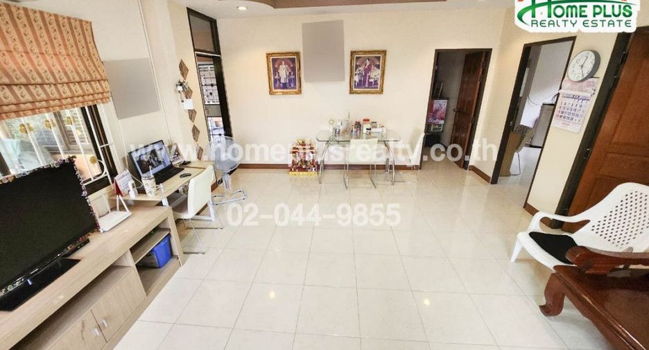 For sale 3 bed house in Phan Thong, Chonburi