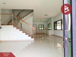 For sale 3 bed townhouse in Chum Saeng, Nakhon Sawan