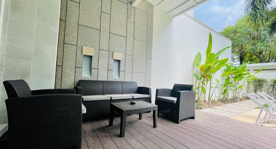 For rent 3 bedrooms townhouse in Thalang, Phuket