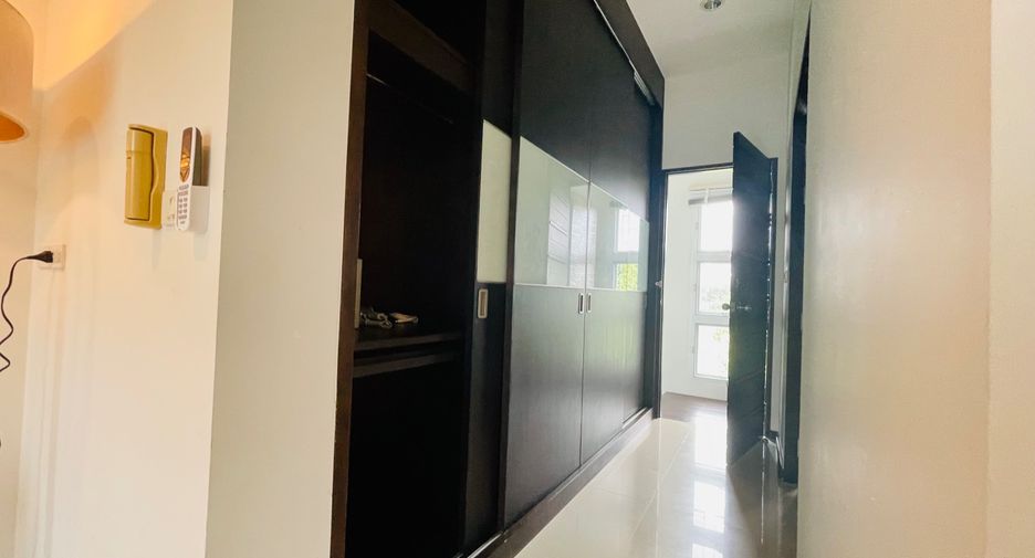 For rent 3 bedrooms townhouse in Thalang, Phuket