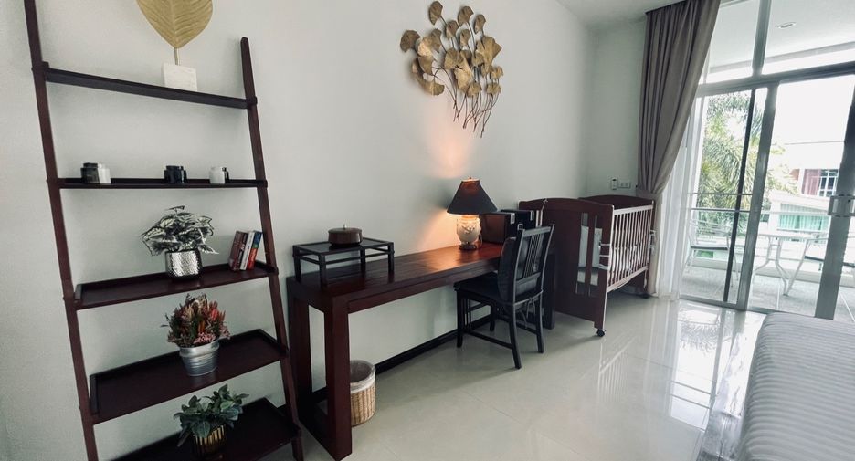 For rent 3 bedrooms townhouse in Thalang, Phuket