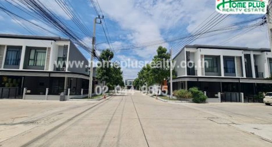 For sale 3 bedrooms townhouse in Rat Burana, Bangkok