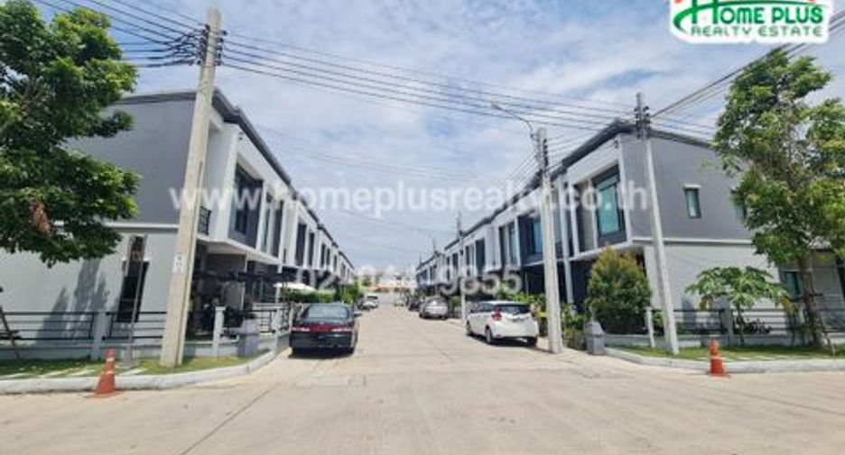 For sale 3 bedrooms townhouse in Rat Burana, Bangkok