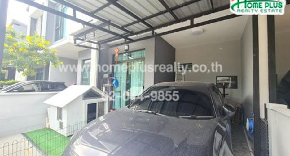 For sale 3 bedrooms townhouse in Rat Burana, Bangkok