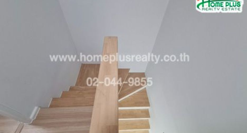 For sale 3 bedrooms townhouse in Rat Burana, Bangkok