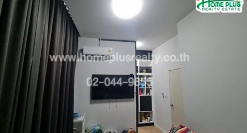 For sale 3 bedrooms townhouse in Rat Burana, Bangkok