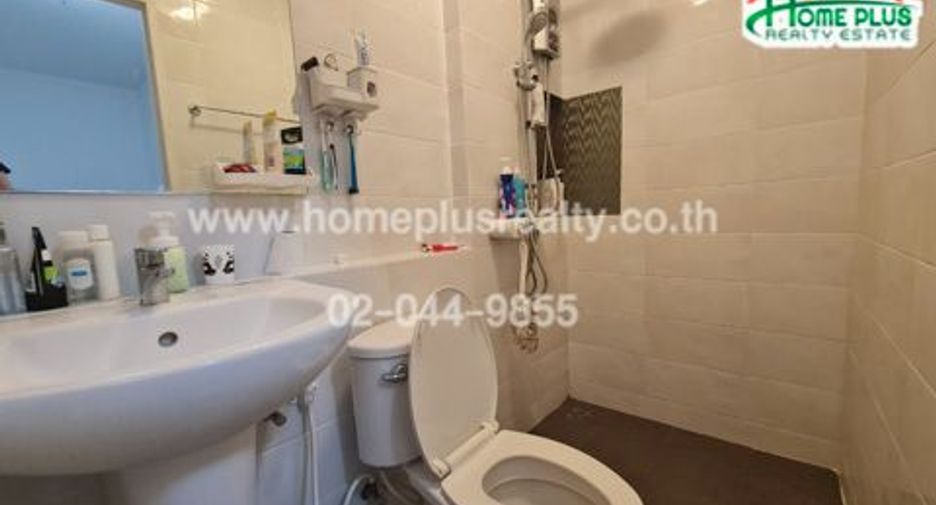 For sale 3 bedrooms townhouse in Rat Burana, Bangkok