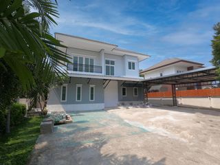 For sale 5 Beds house in Mueang Samut Sakhon, Samut Sakhon