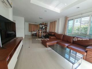 For rent 3 bed house in Pak Kret, Nonthaburi