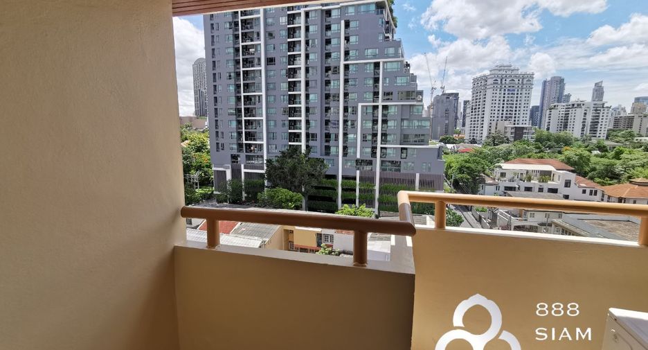 For rent 3 bedrooms condo in Watthana, Bangkok