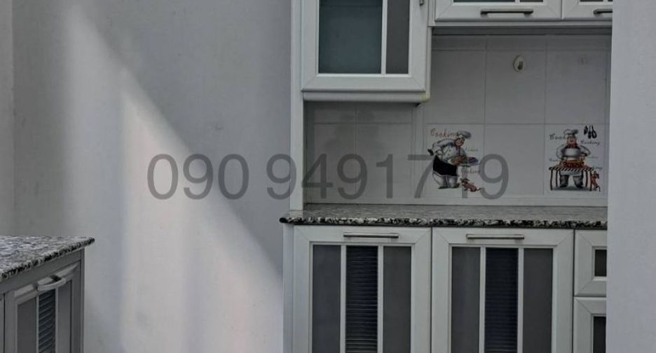 For rent 3 bedrooms townhouse in Bang Khae, Bangkok
