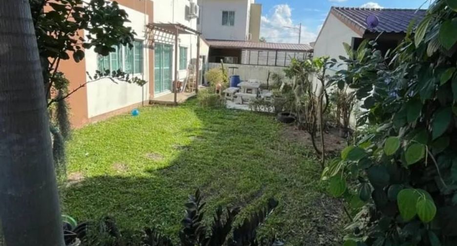 For sale 3 bed house in Si Racha, Chonburi