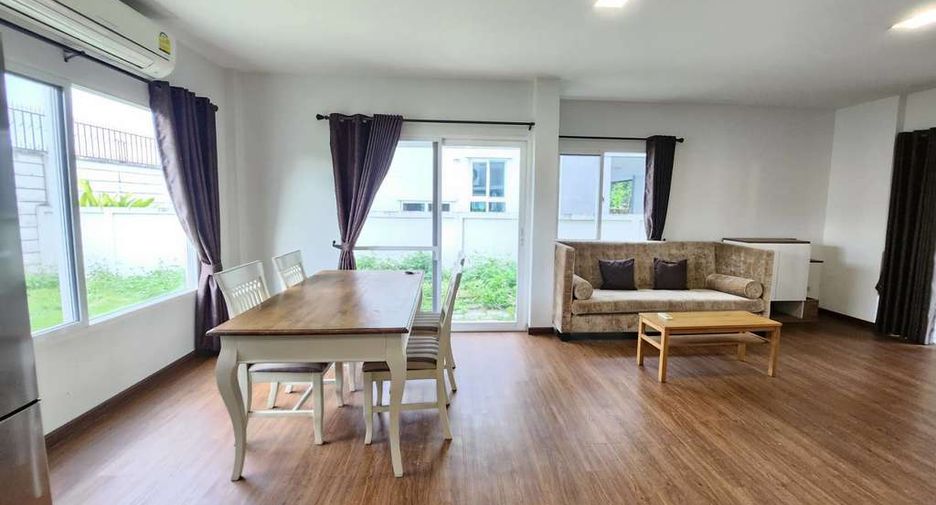 For rent 3 bedrooms house in Mueang Chiang Mai, Chiang Mai
